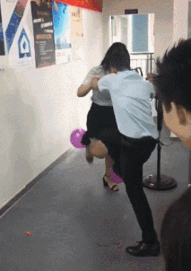 野姑娘在线观看完整版，一百个姑娘上厕所