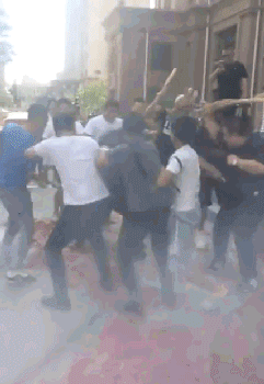 七大姑八大姨围着你，七大姑八大姨说说